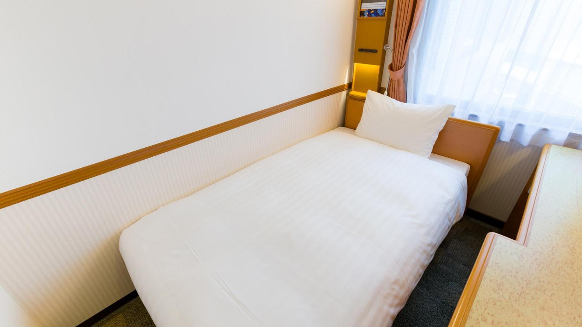 Toyoko Inn Himeji Eki Shinkansen Minami Guchi Zimmer foto